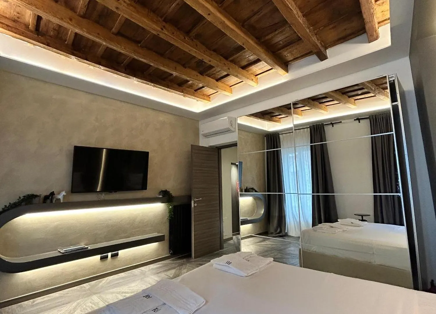 Davinci Apartament Near Duomo Milan 0*,