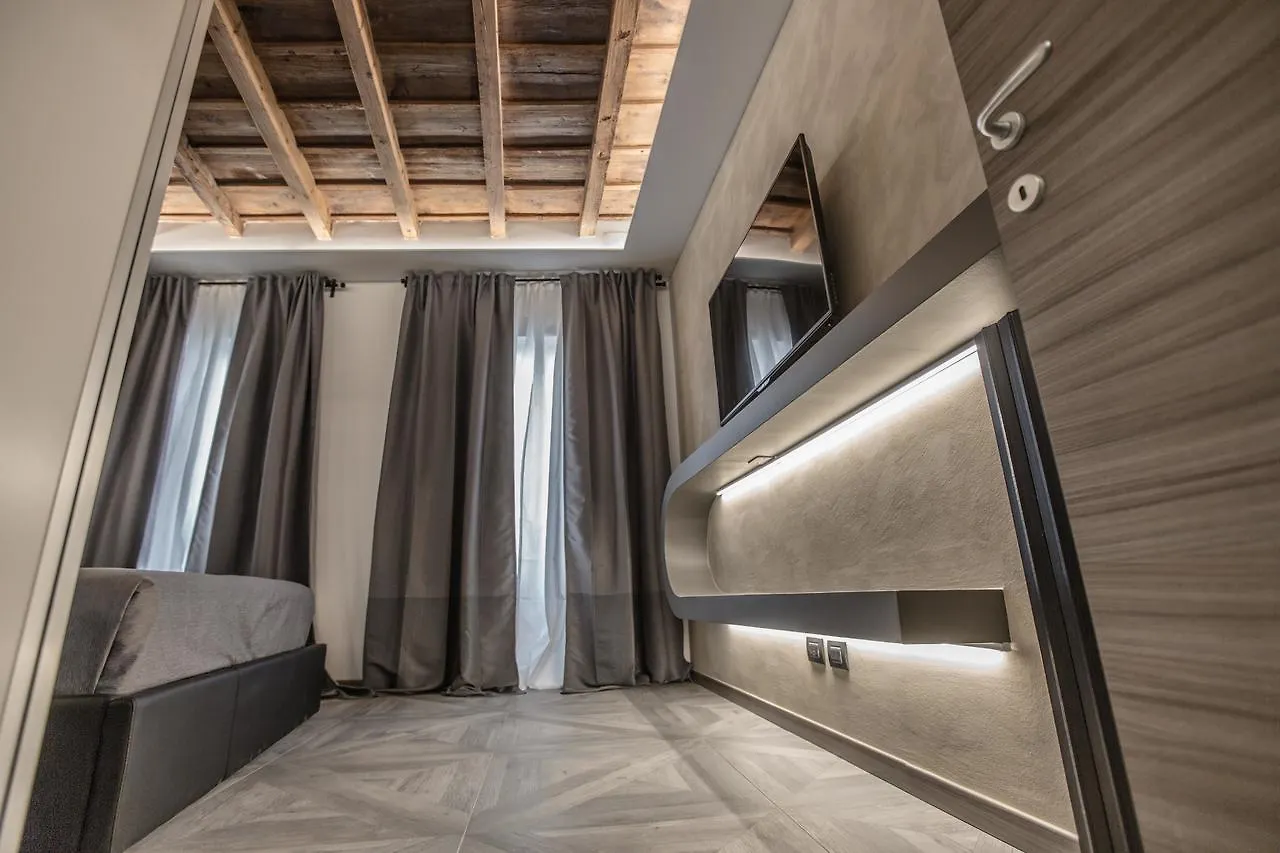 Davinci Apartament Near Duomo Milan 0*,  Italy